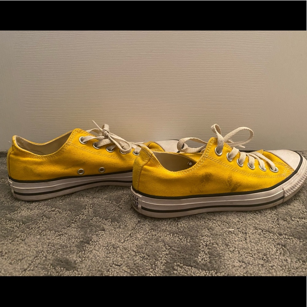 Yellow converse